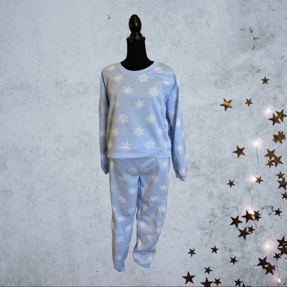White and Blue Snowflake Jogging Set